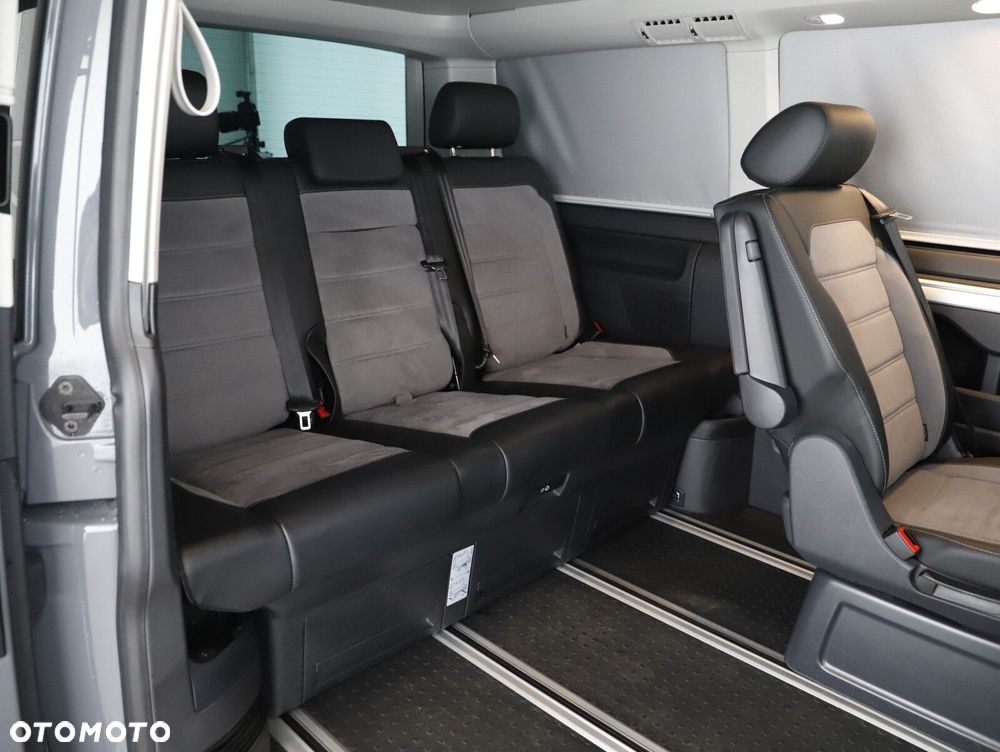 Volkswagen California - 11