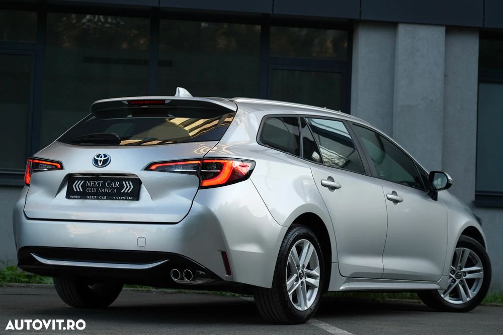 Toyota Corolla - 5