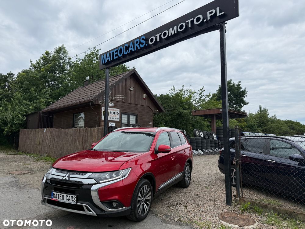Mitsubishi Outlander 2.0 Intense + Navi 4WD CVT - 39