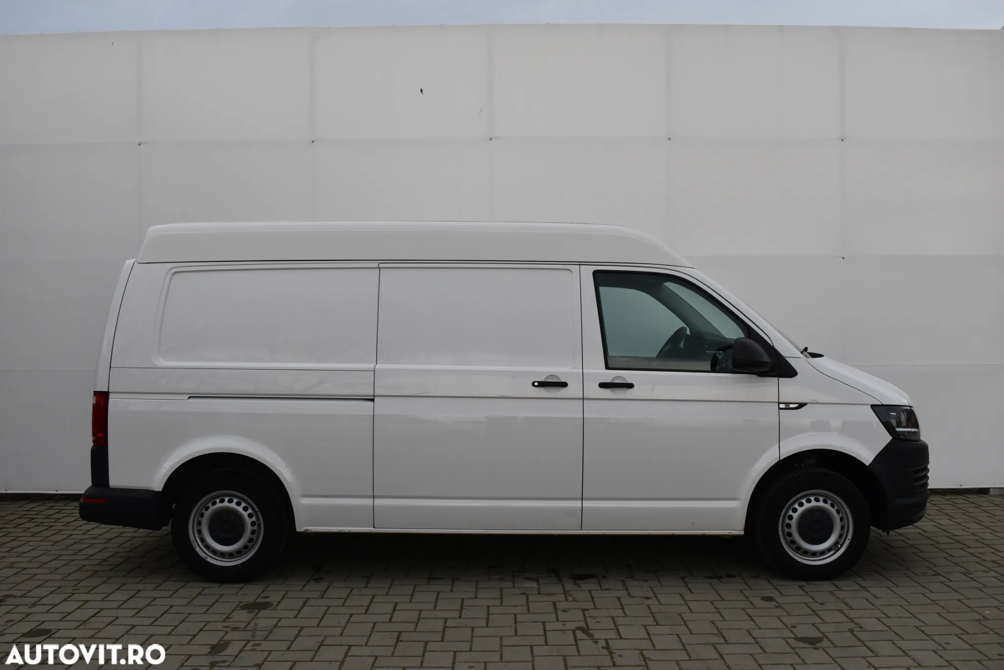 Volkswagen Transporter T6 Lang - 4