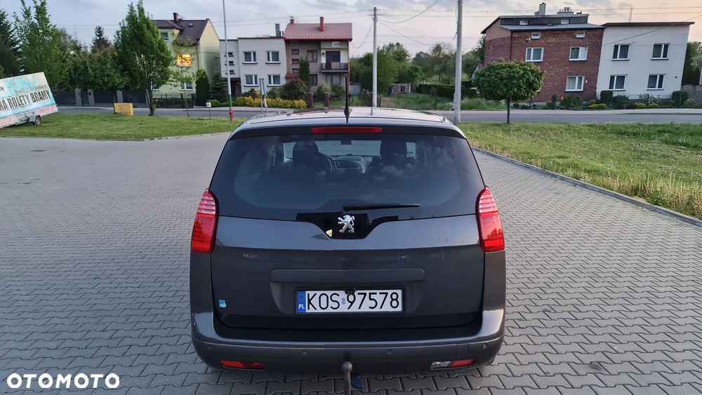 Peugeot 5008 1.6 THP Premium + - 39