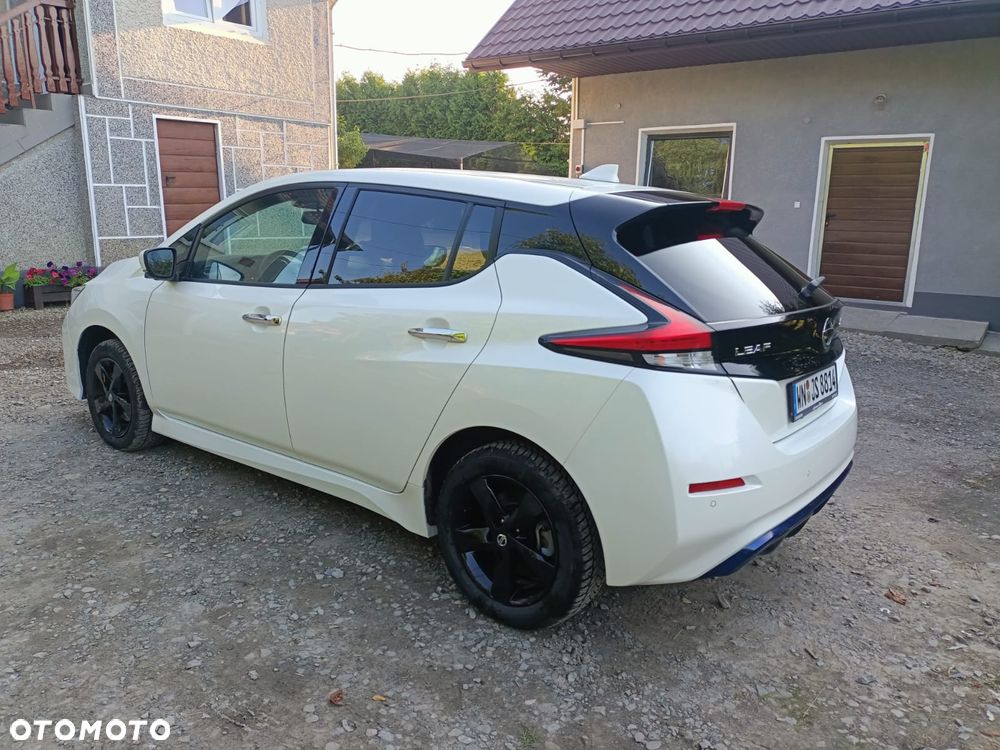 Nissan Leaf - 9