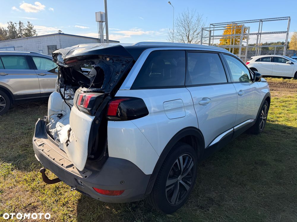 Peugeot 5008 1.6 BlueHDi Style 7os - 3