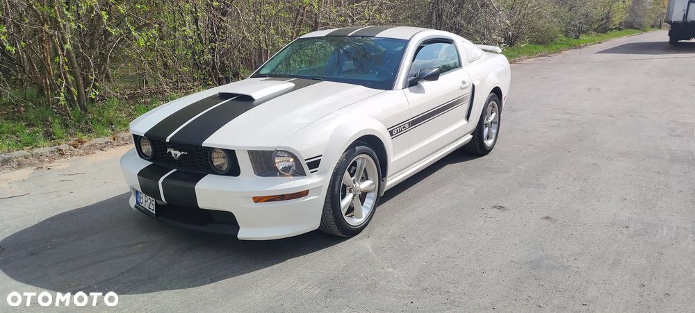 Ford Mustang 4.6 V8 GT Convertible - 1
