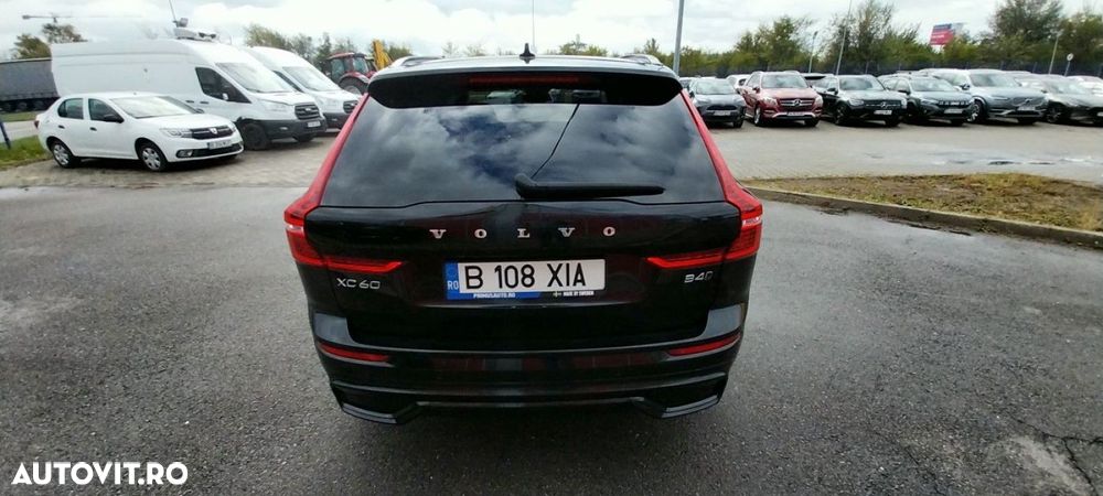 Volvo XC 60 - 4