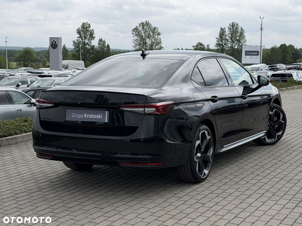 Skoda Superb 2.0 TDI SCR 4x4 Sportline DSG - 5