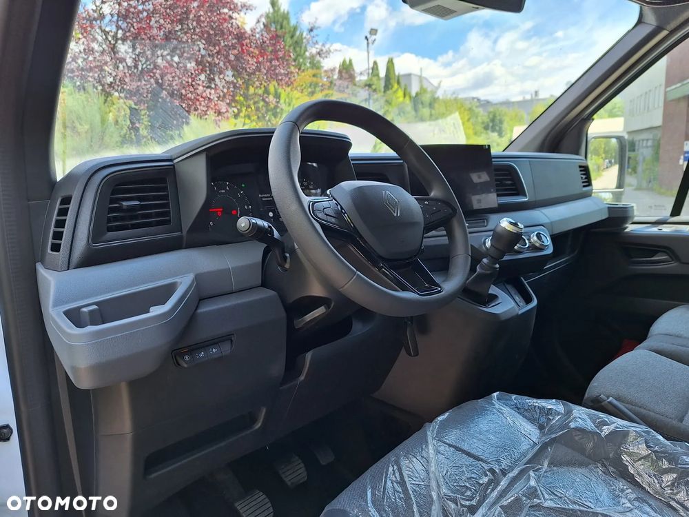 Renault Master - 32