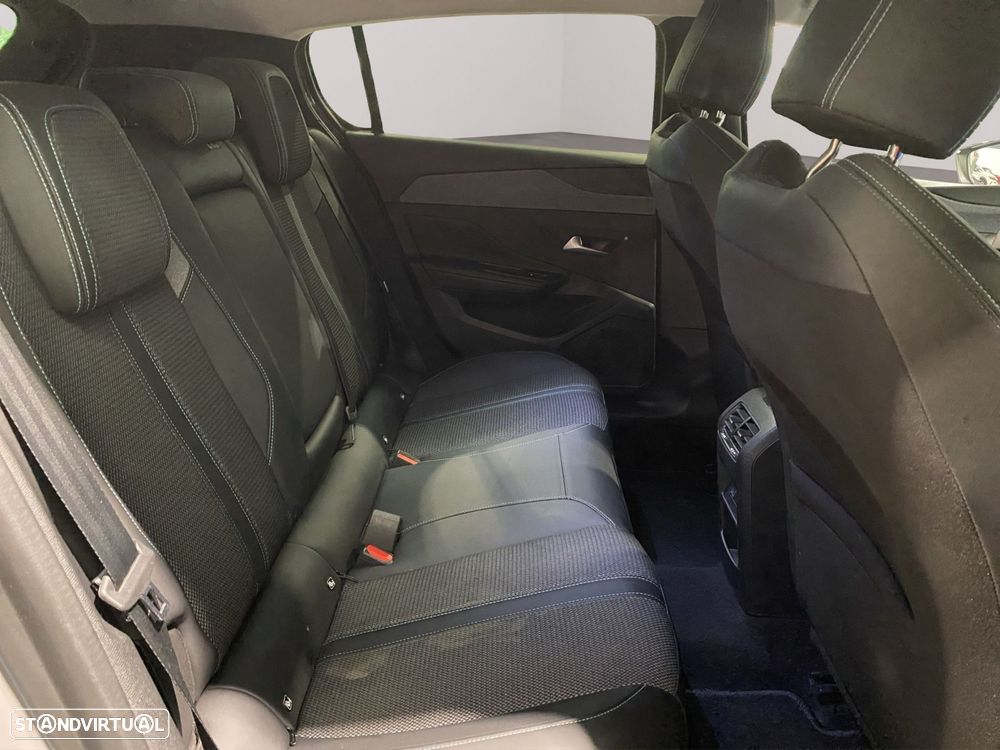 Peugeot 308 1.2 PureTech Allure - 19