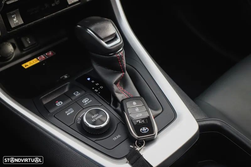 Toyota RAV4 2.5 HDF Plug-in Lounge AWD-i - 30