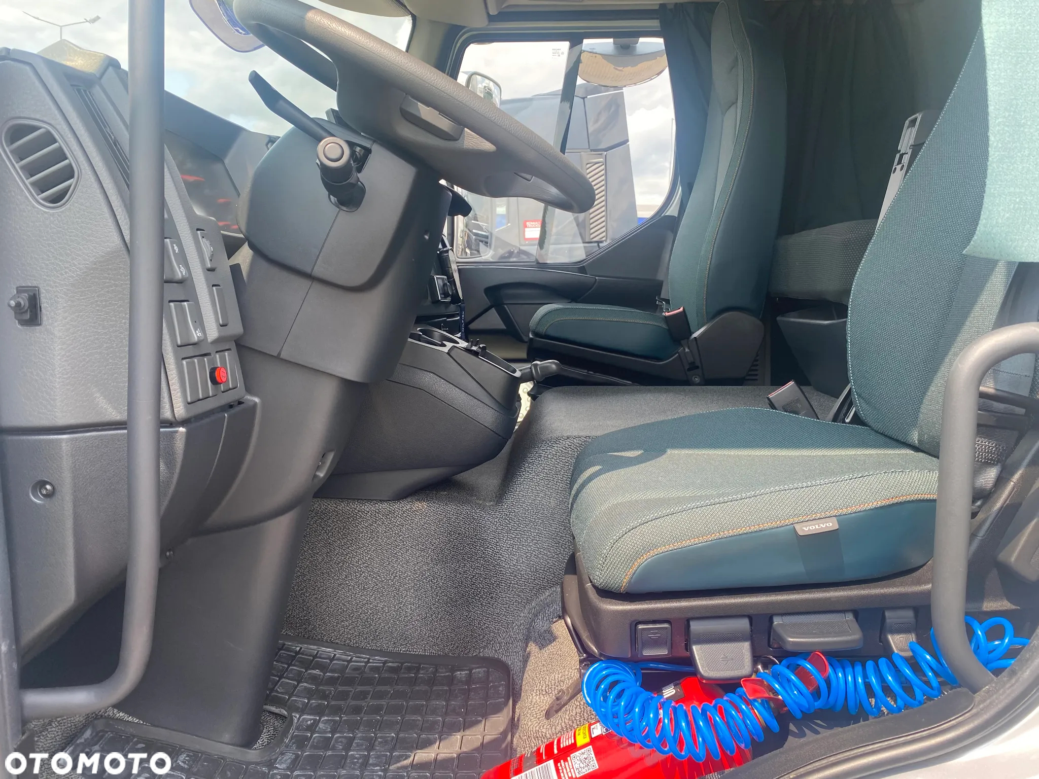 Volvo 2022 FL5 4x2R 240KM - 10