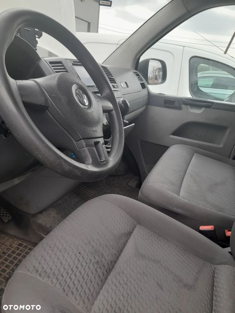 Volkswagen Transporter - 6