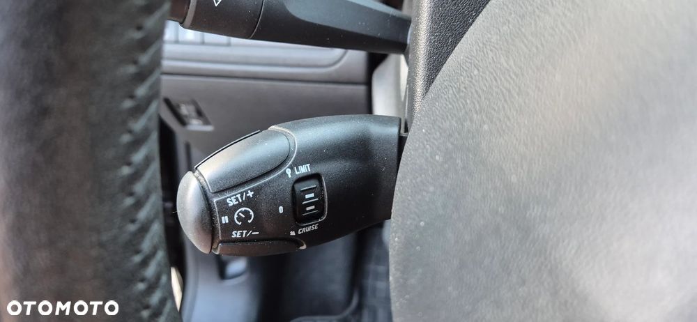 Peugeot 208 1.2 VTi Style - 17