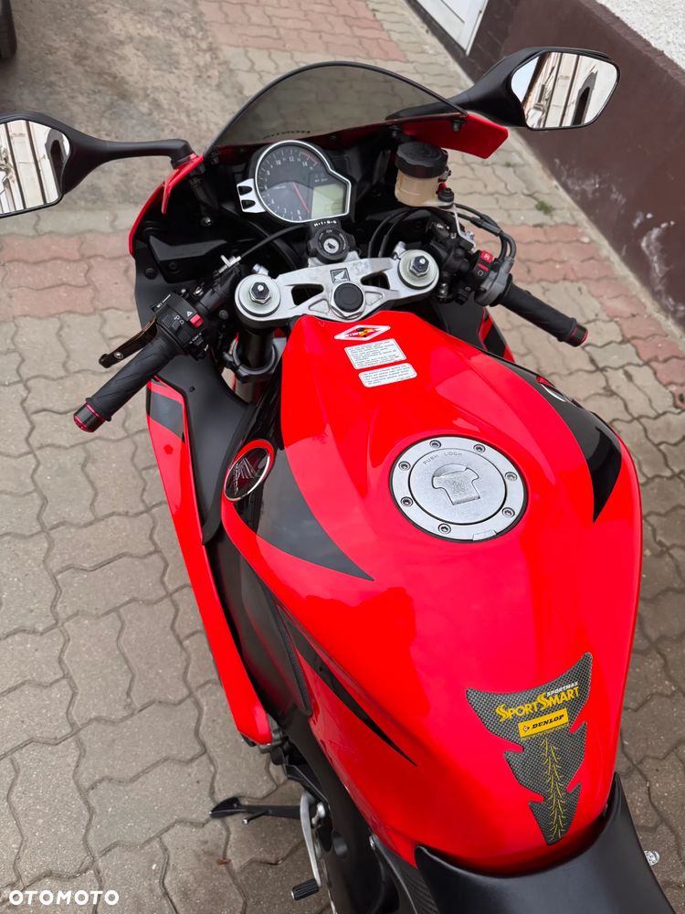 Honda CBR - 4