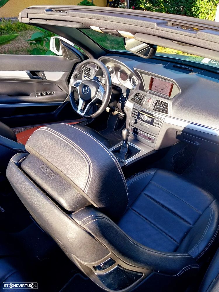 Mercedes-Benz E 250 CDi Elegance BlueEfficiency - 14