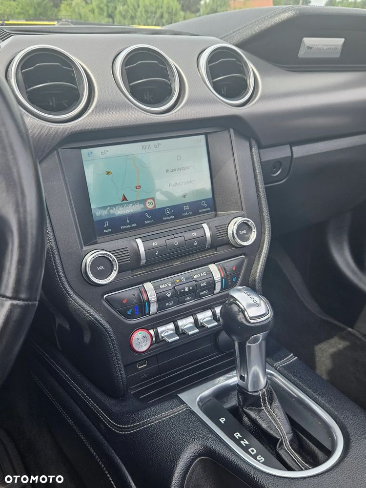Ford Mustang Cabrio 2.3 Eco Boost - 12