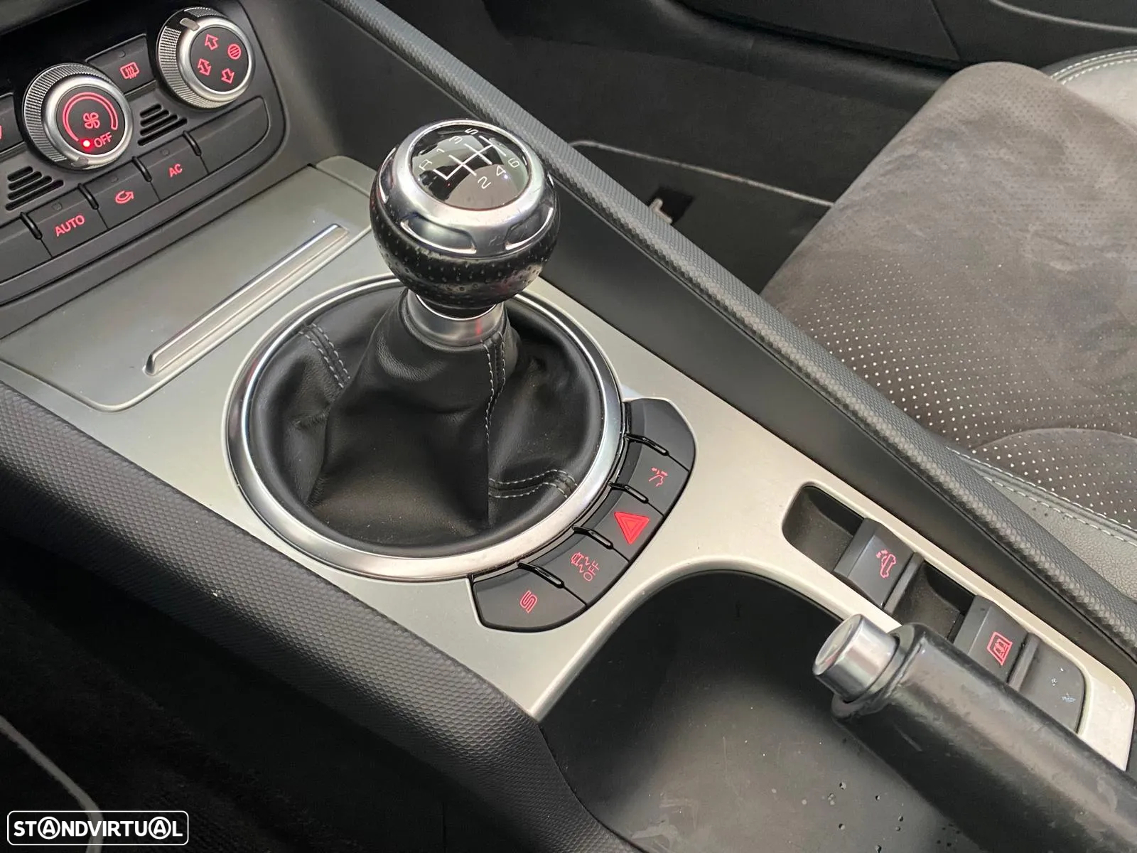 Audi TT Roadster 2.0 TDi quattro - 24
