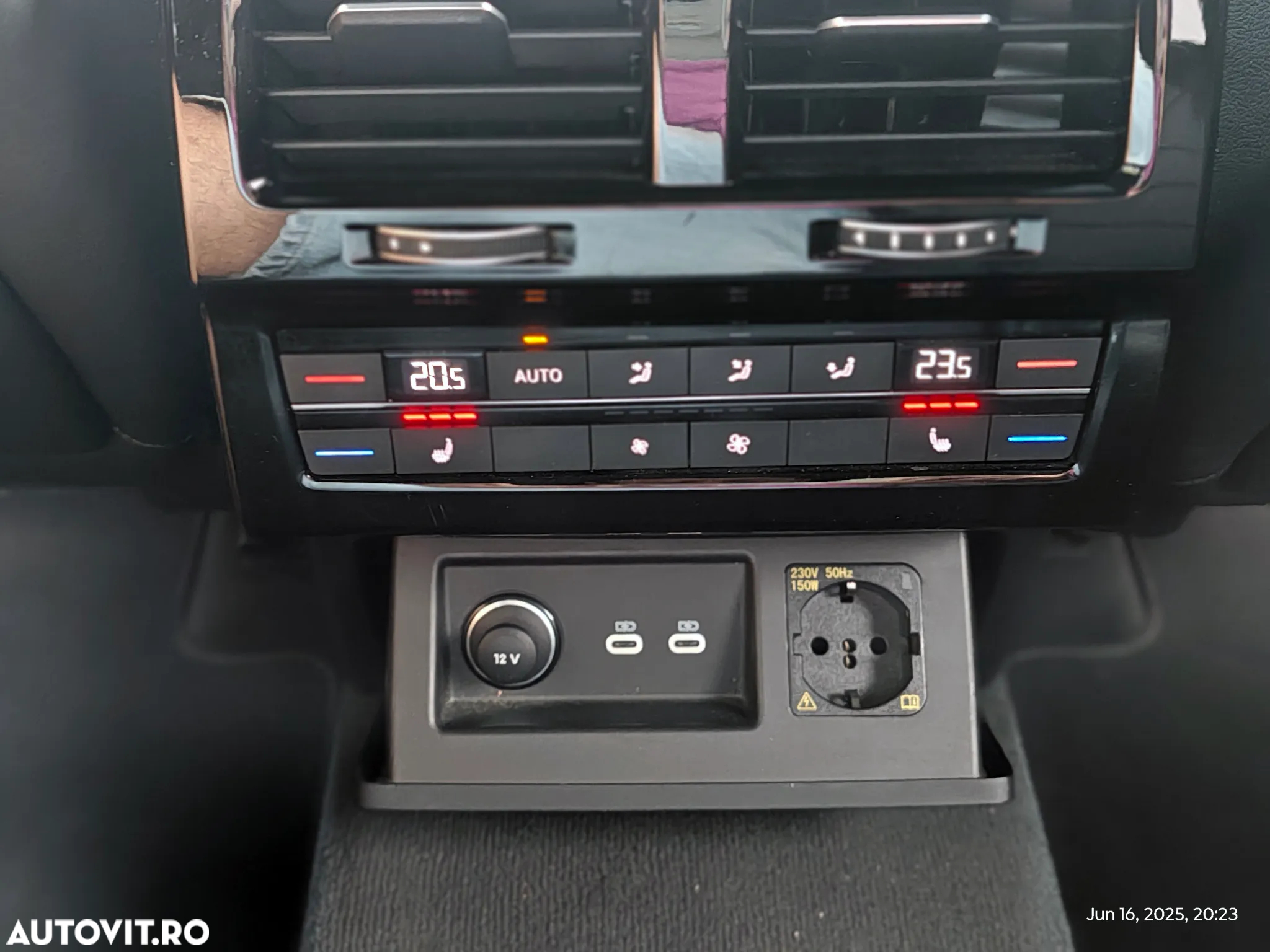 Volkswagen Touareg V6 TDI 4MOTION R-Line - 18