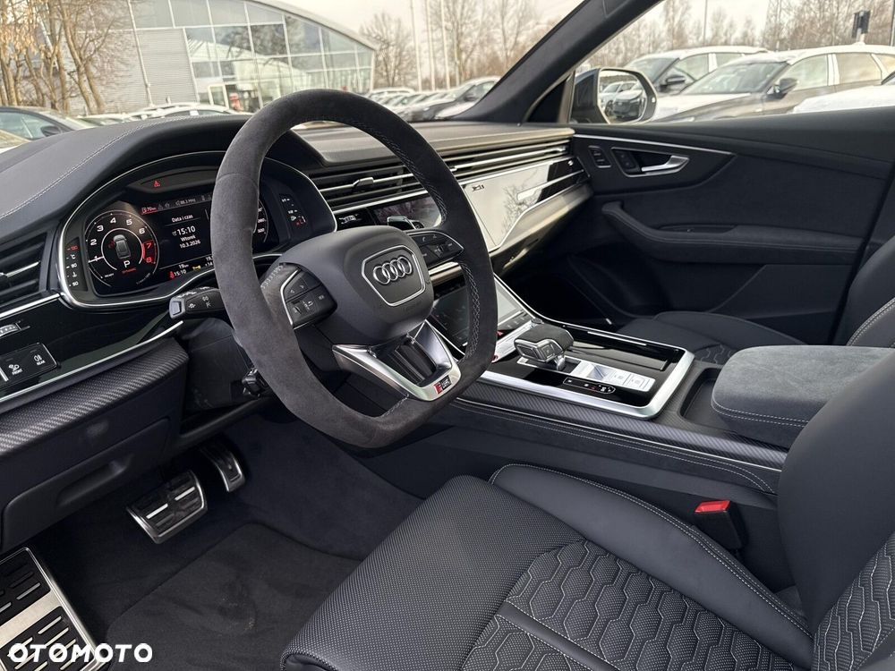 Audi RS Q8 - 9