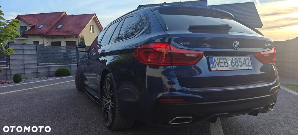 BMW Seria 5 540i - 5