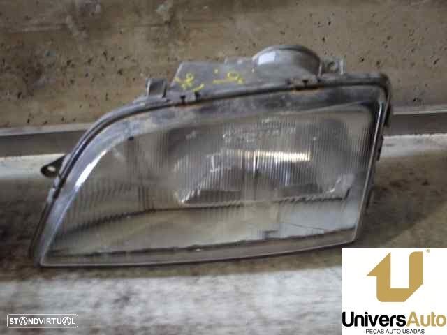 FAROL ESQUERDO - 1