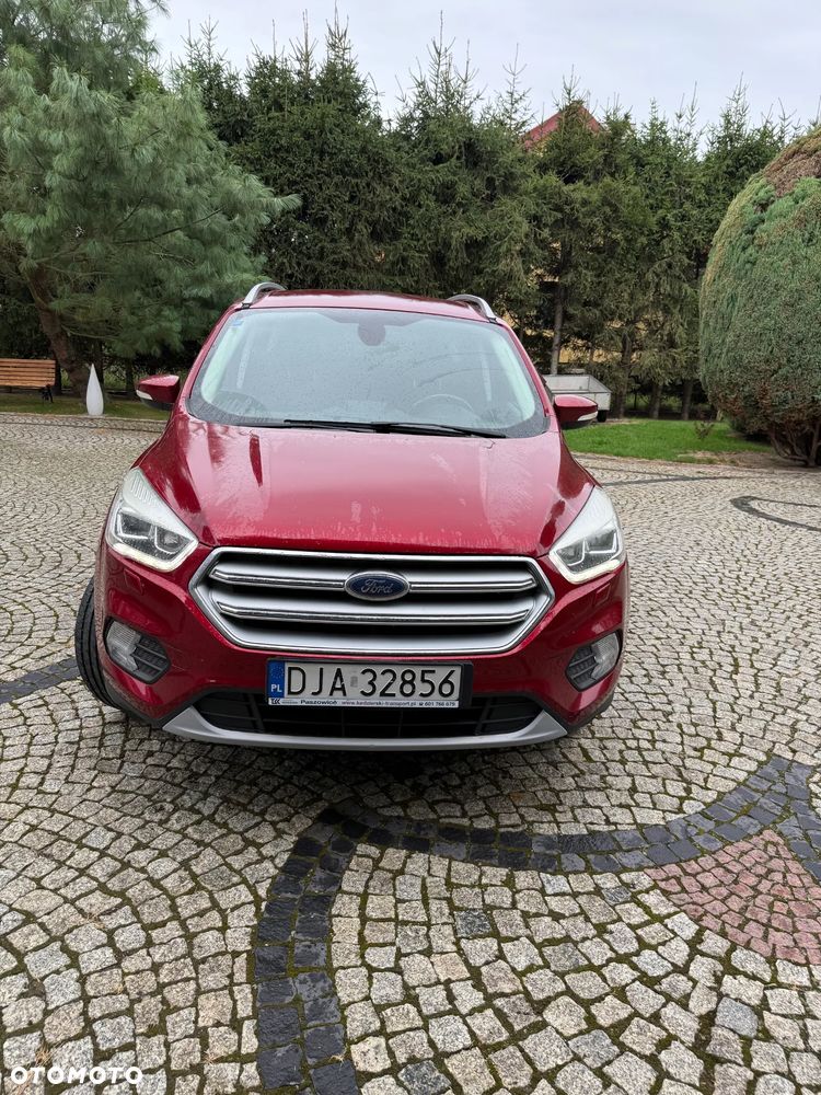 Ford Kuga - 1