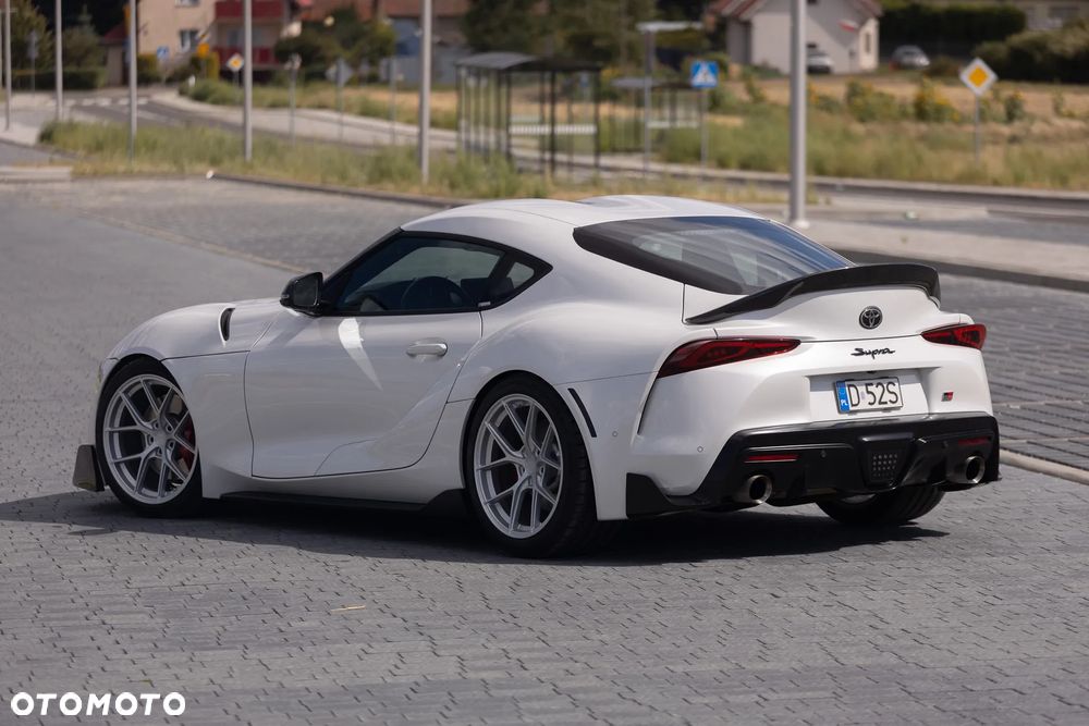 Toyota Supra - 13