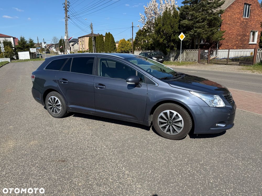 Toyota Avensis 2.0 D-4D Luna - 3