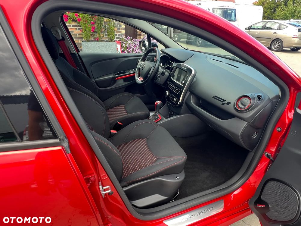 Renault Clio - 16
