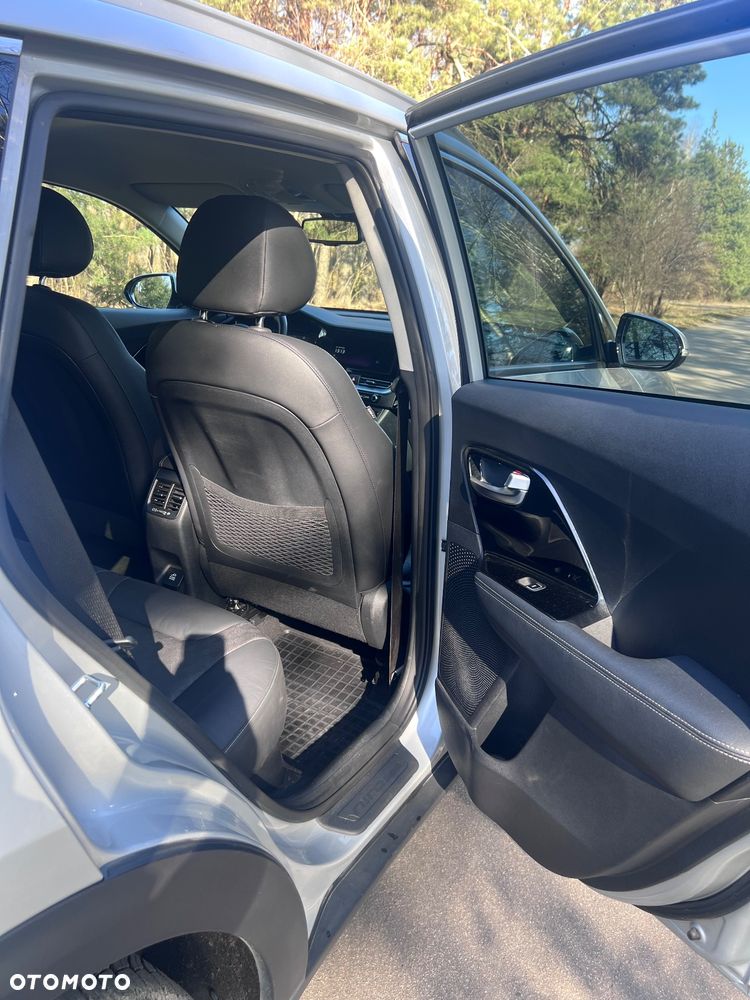 Kia Niro ver-1-6-gdi-hybrid-xl - 12
