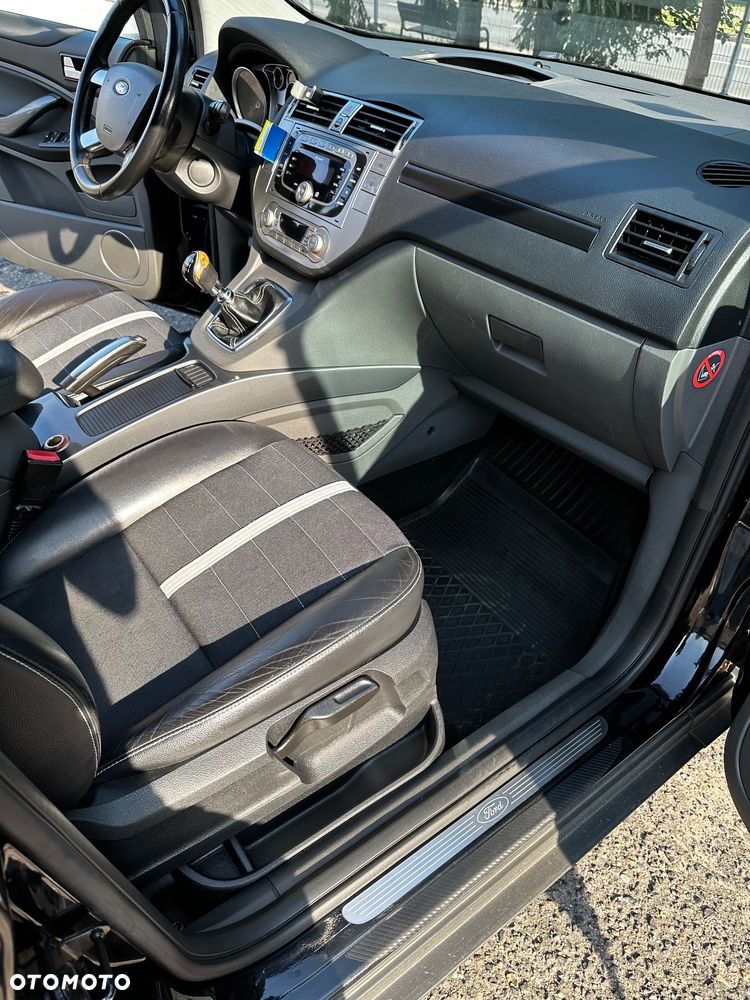 Ford Kuga 2.0 TDCi Titanium - 16