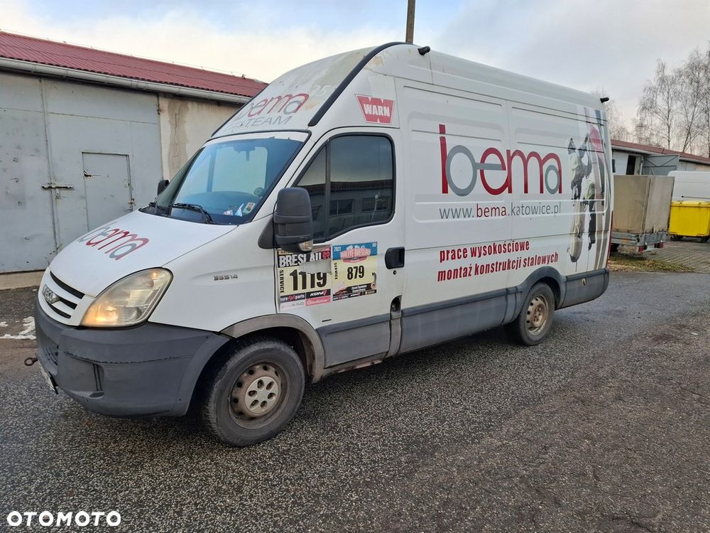 Iveco DAILY35S14 - 22