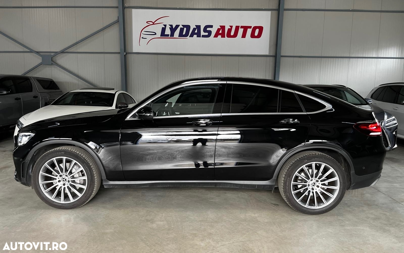 Mercedes-Benz GLC Coupe 300 4MATIC - 2