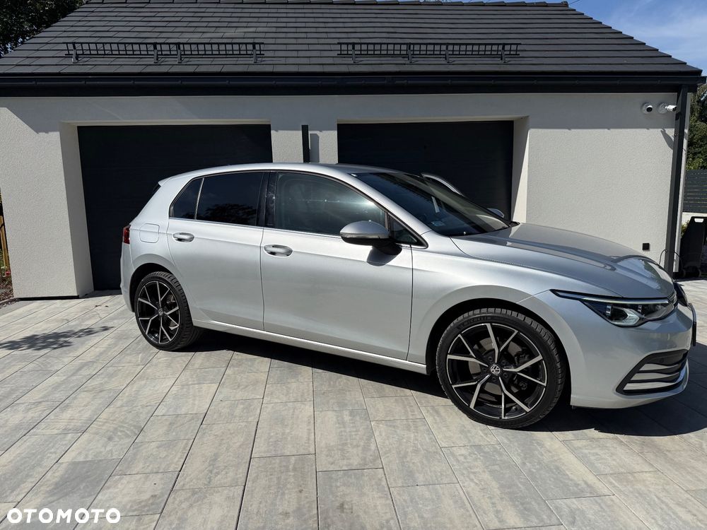 Volkswagen Golf 1.5 eTSI EVO Style DSG - 4