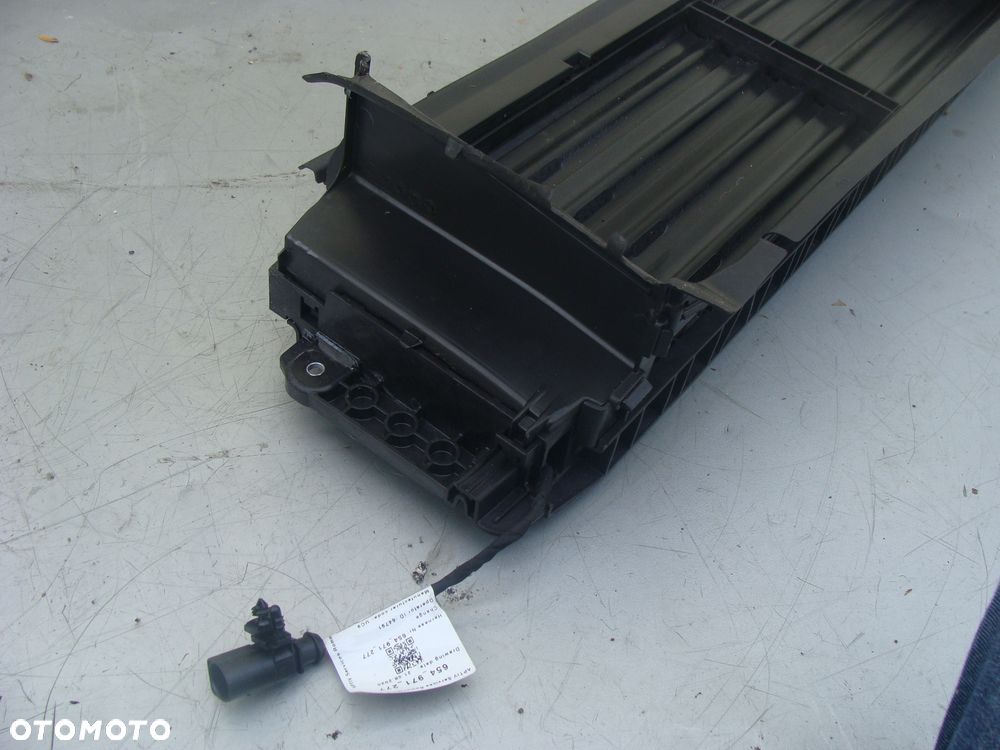 SKODA SCALA KIEROWNICA POWIETRZA ŻALUZJA  654122327D - 3