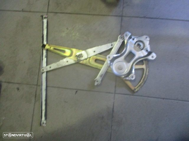 Elevador Sem Motor ELEVSM1555 TOYOTA YARIS 2008 3P FE - 3