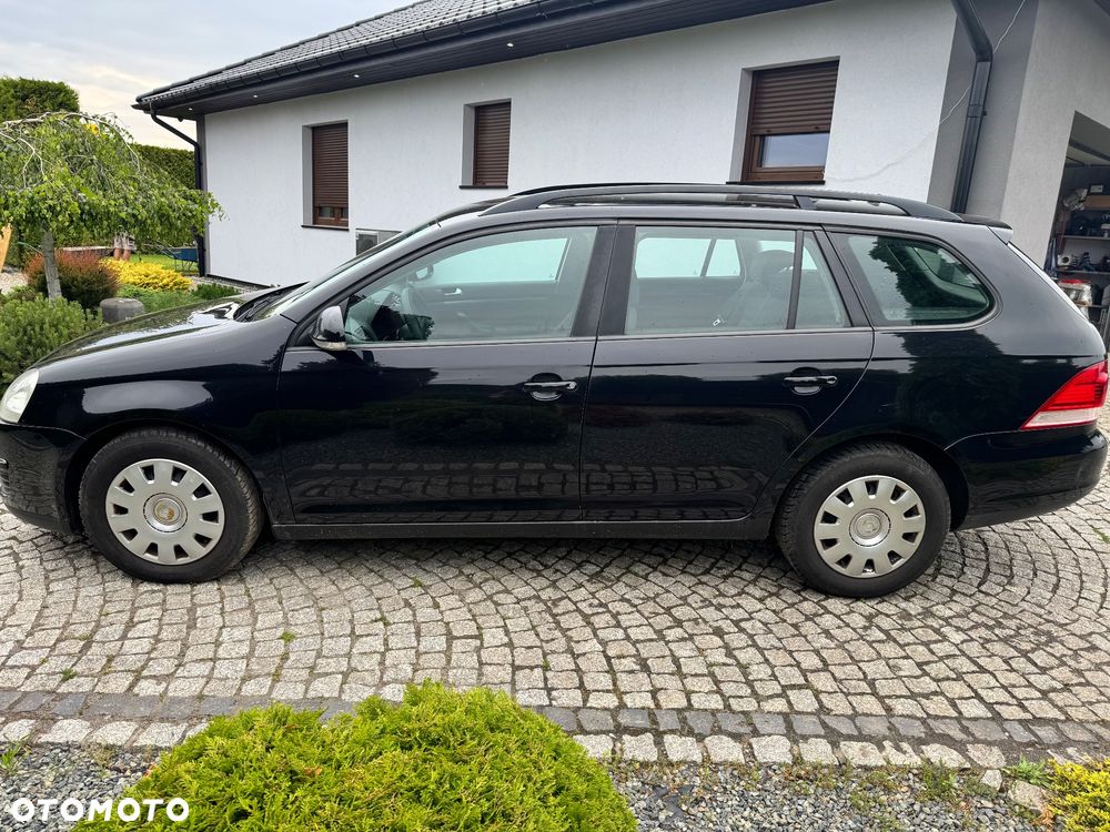 Volkswagen Golf - 23