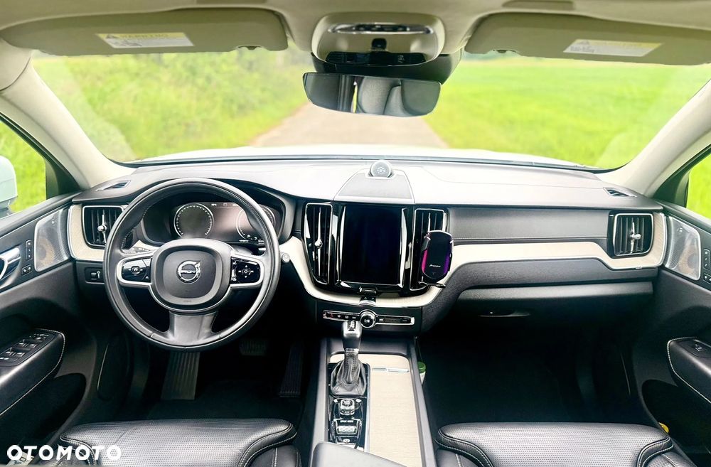 Volvo XC 60 T6 AWD Inscription - 25