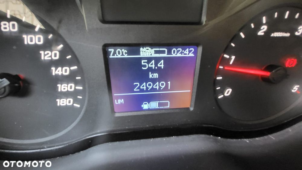 Mercedes-Benz Sprinter 907.221 - 14
