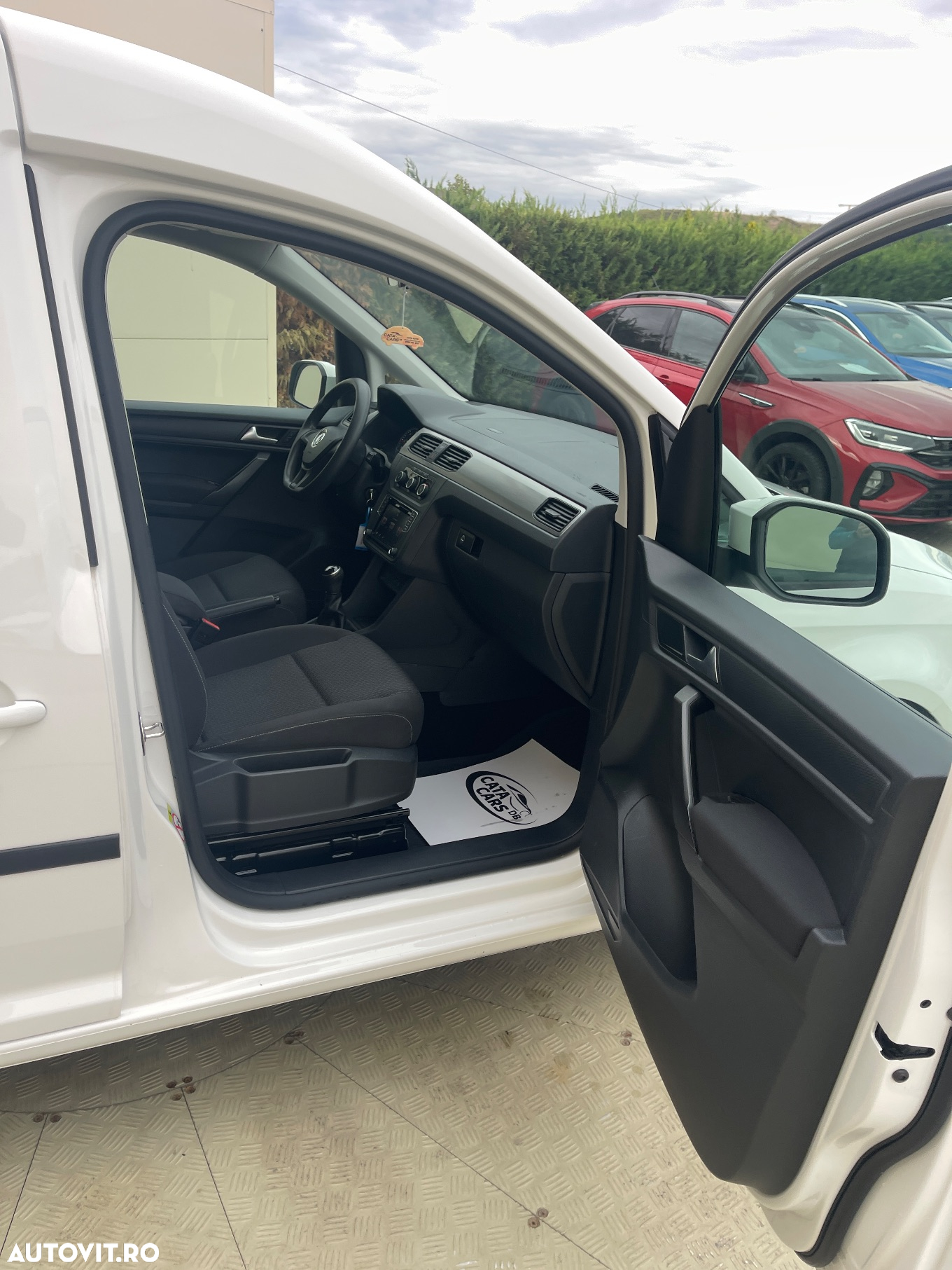 Volkswagen Caddy 2.0 TDI (7-Si.) Maxi Trendline - 23