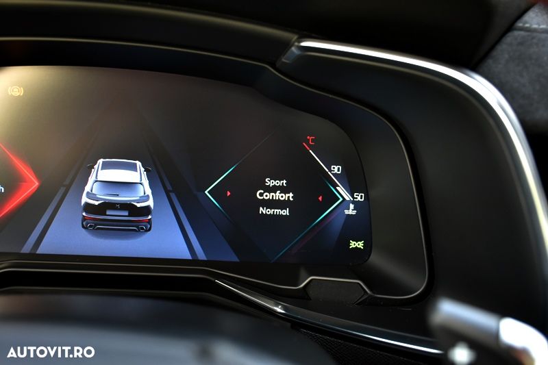 DS Automobiles DS 7 Crossback - 15