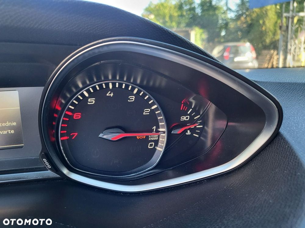 Peugeot 308 - 34