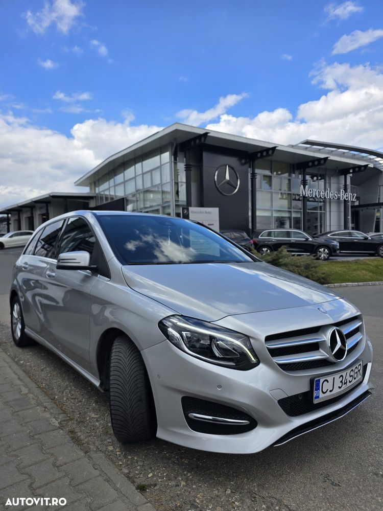 Mercedes-Benz B 180 - 15