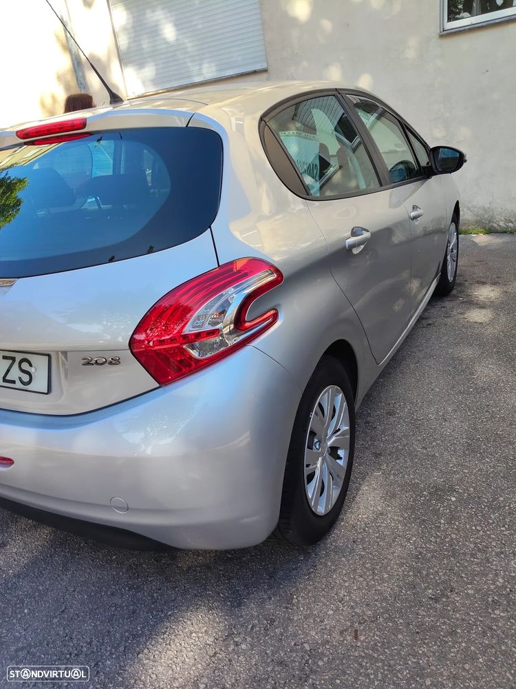 Peugeot 208 1.2 VTi Active — photo 5