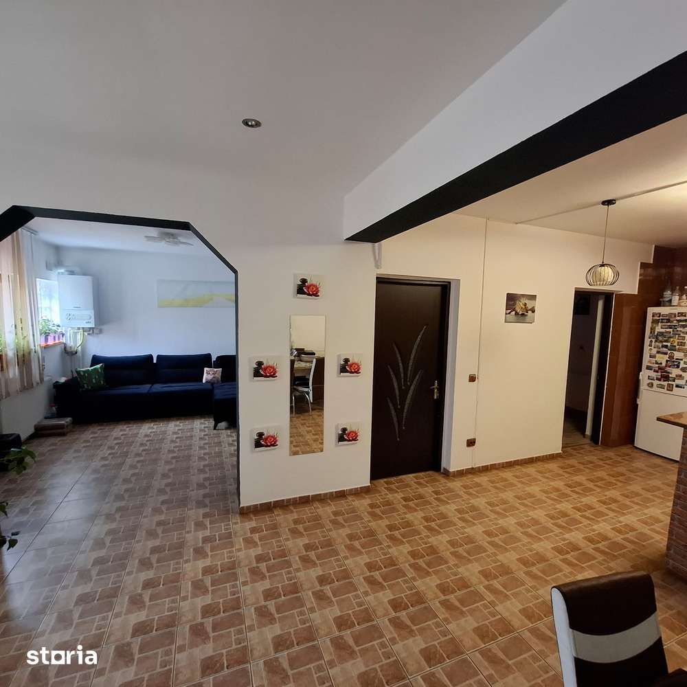 Casa în Focșani - liniște, confort și tot orașul la câțiva pași - Imagine principală: 4/12