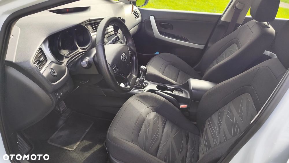 Kia Ceed 1.4 S - 10