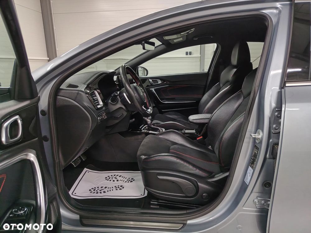 Kia ProCeed 1.6 T-GDI DCT7 OPF GT - 19