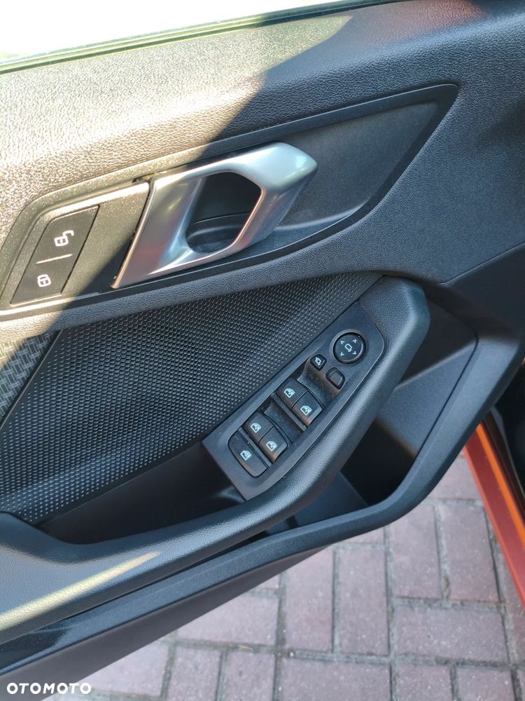 BMW Seria 1 118i - 8