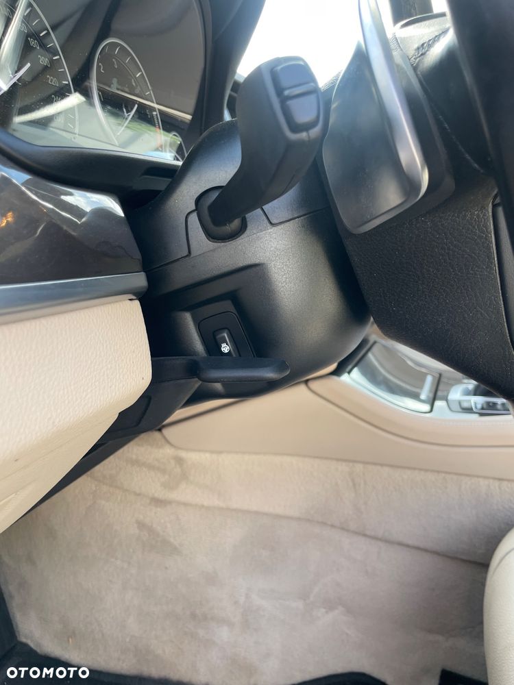 BMW Seria 5 535d xDrive Modern Line - 10