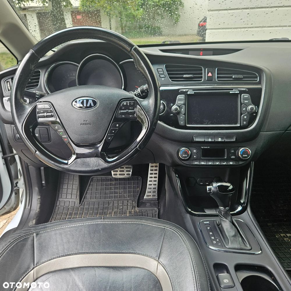 Kia Ceed 1.6 GDI L Business Line DCT - 3