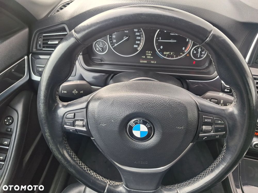 BMW Seria 5 518d Luxury Line - 26